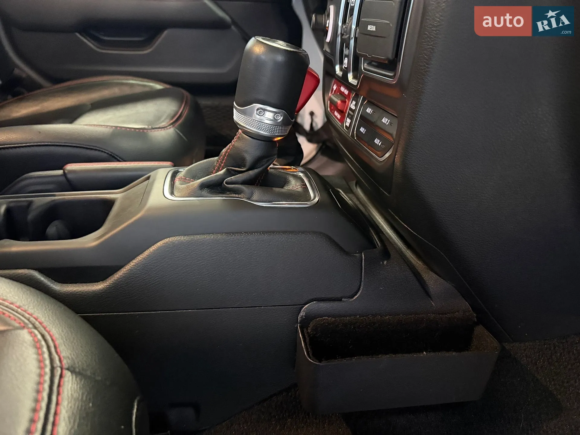 2023 Jeep Wrangler - мініатюра 12