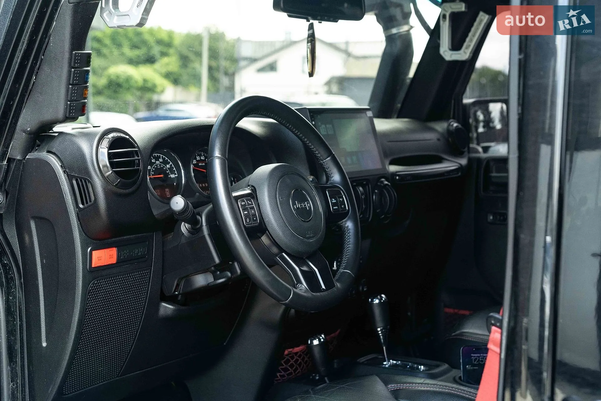 2017 Jeep Wrangler - мініатюра 26