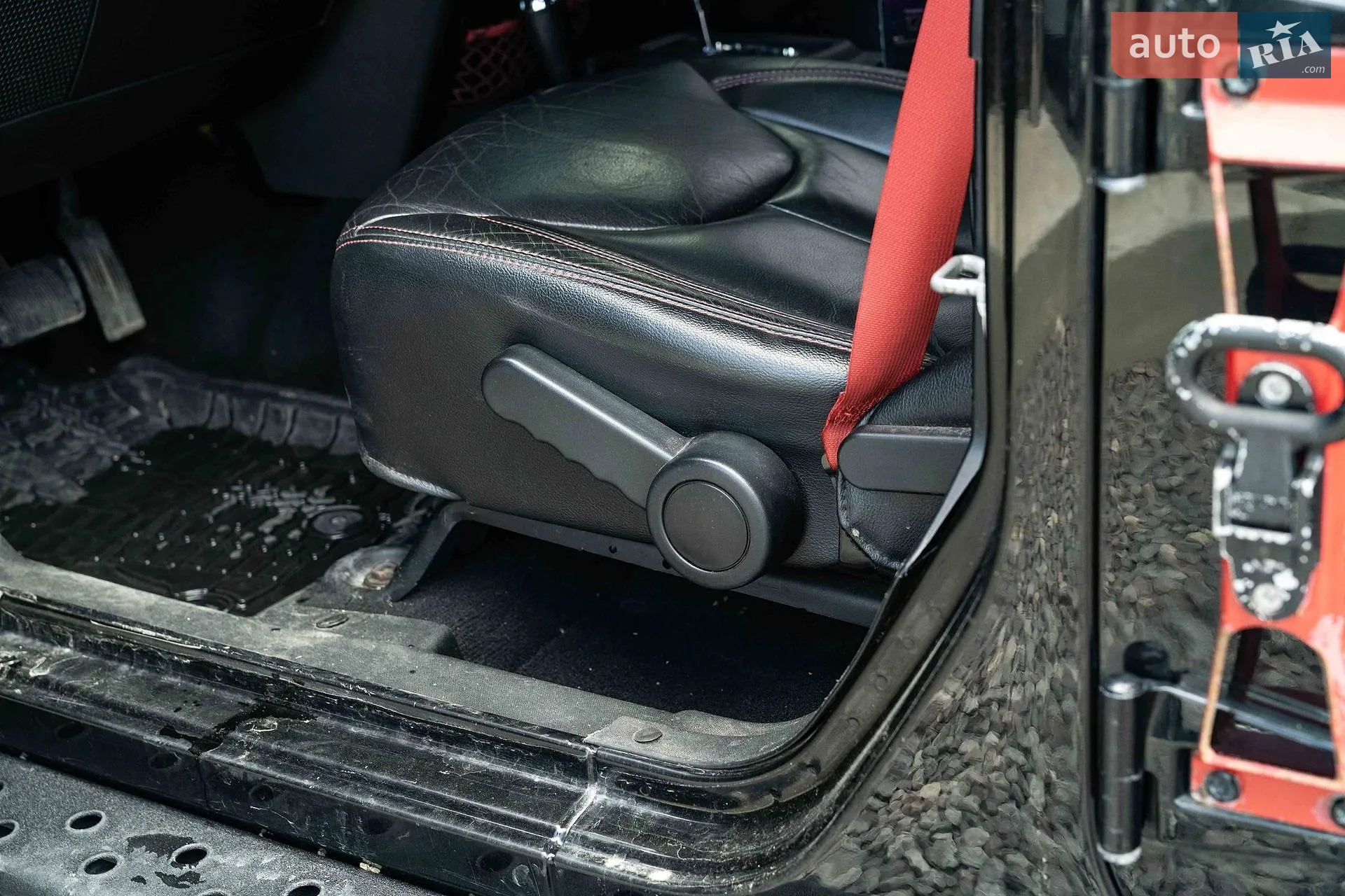 2017 Jeep Wrangler - мініатюра 27