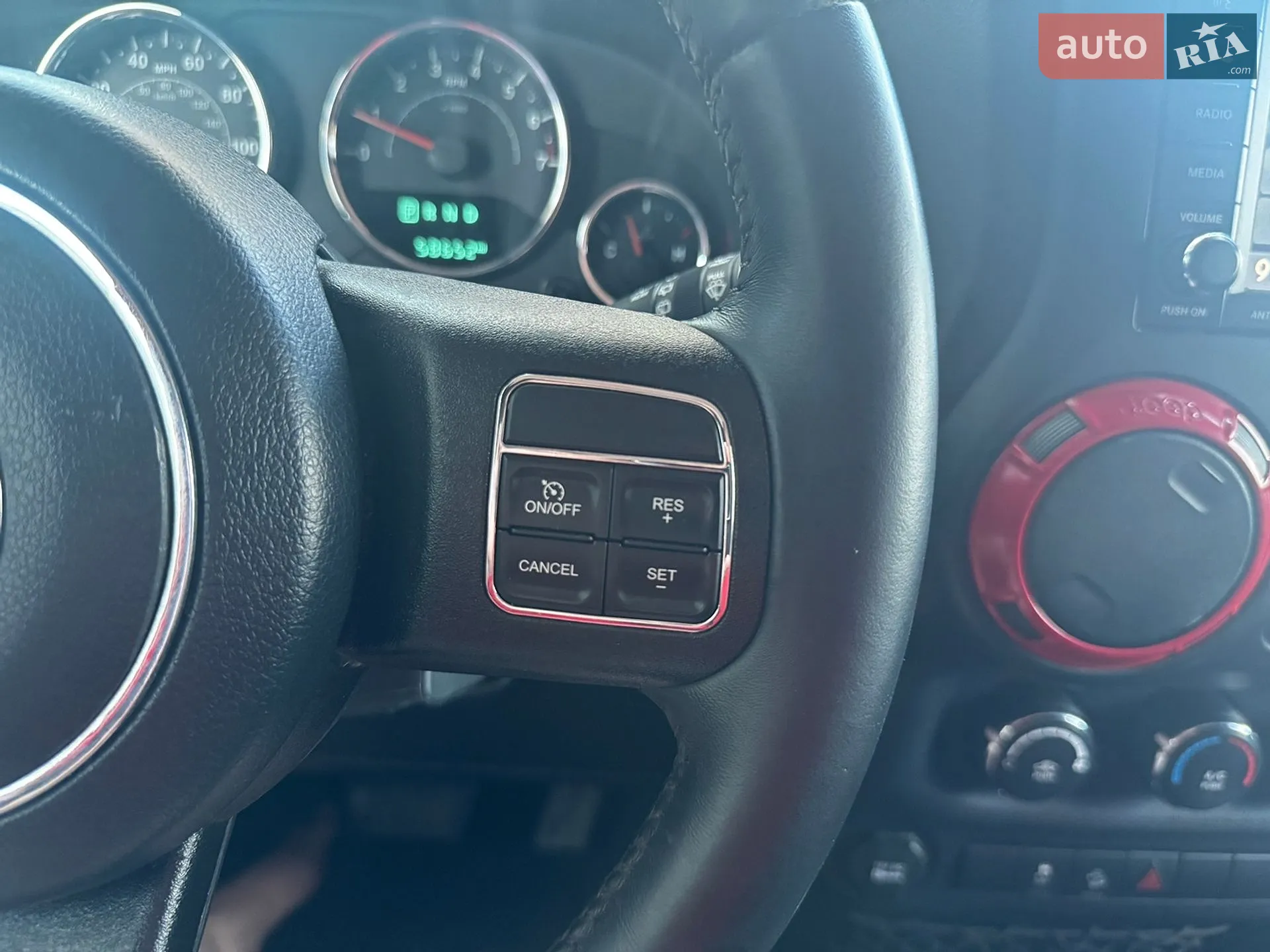 2016 Jeep Wrangler - мініатюра 40