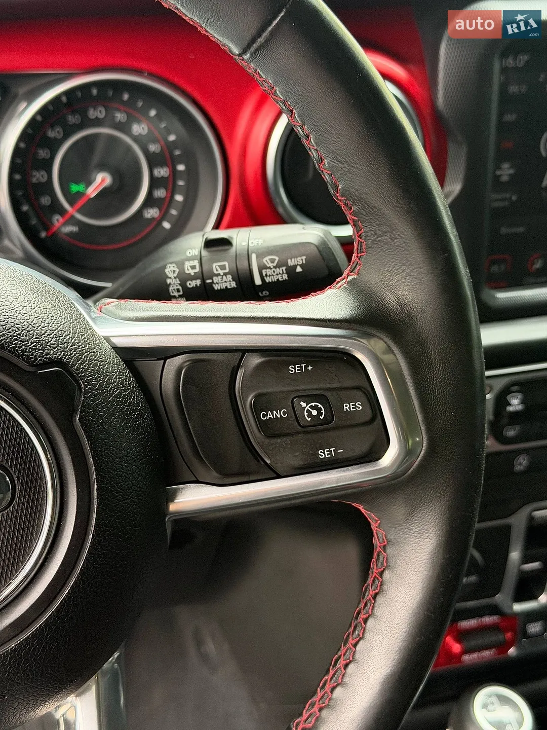 2018 Jeep Wrangler - мініатюра 39