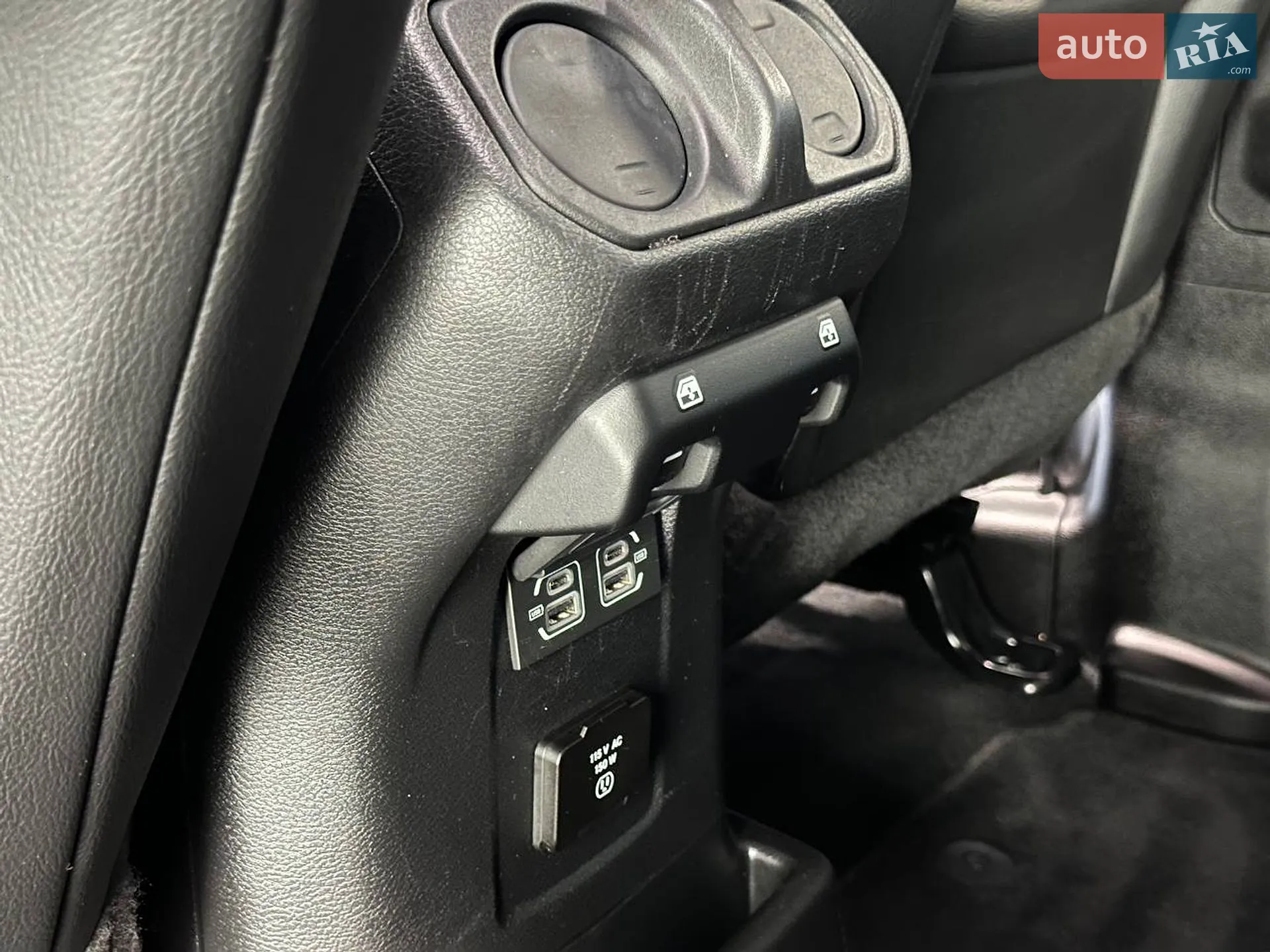 2022 Jeep Wrangler - мініатюра 29