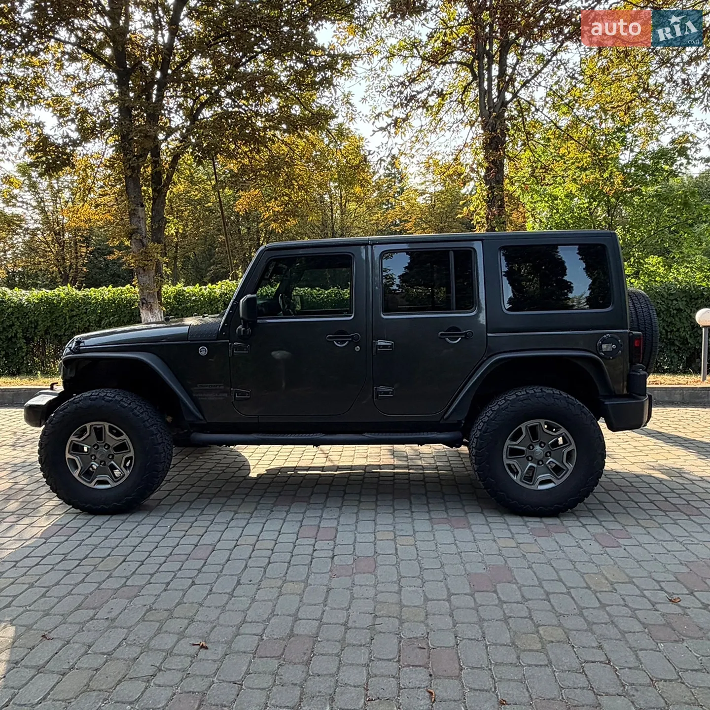 2016 Jeep Wrangler - мініатюра 12