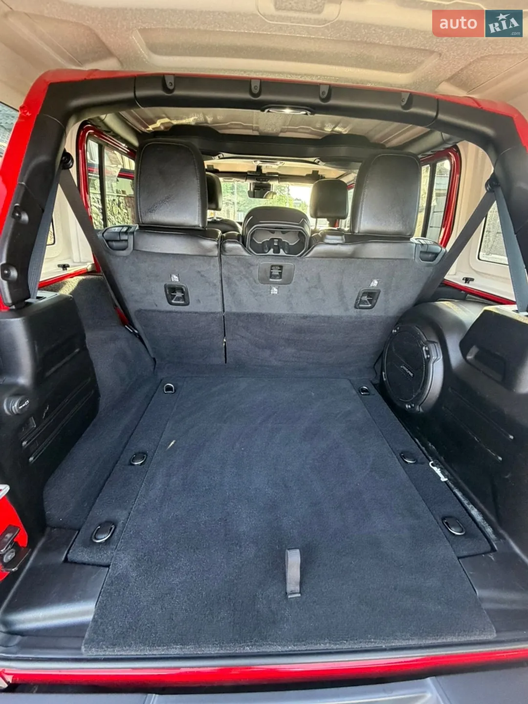 2020 Jeep Wrangler - мініатюра 24