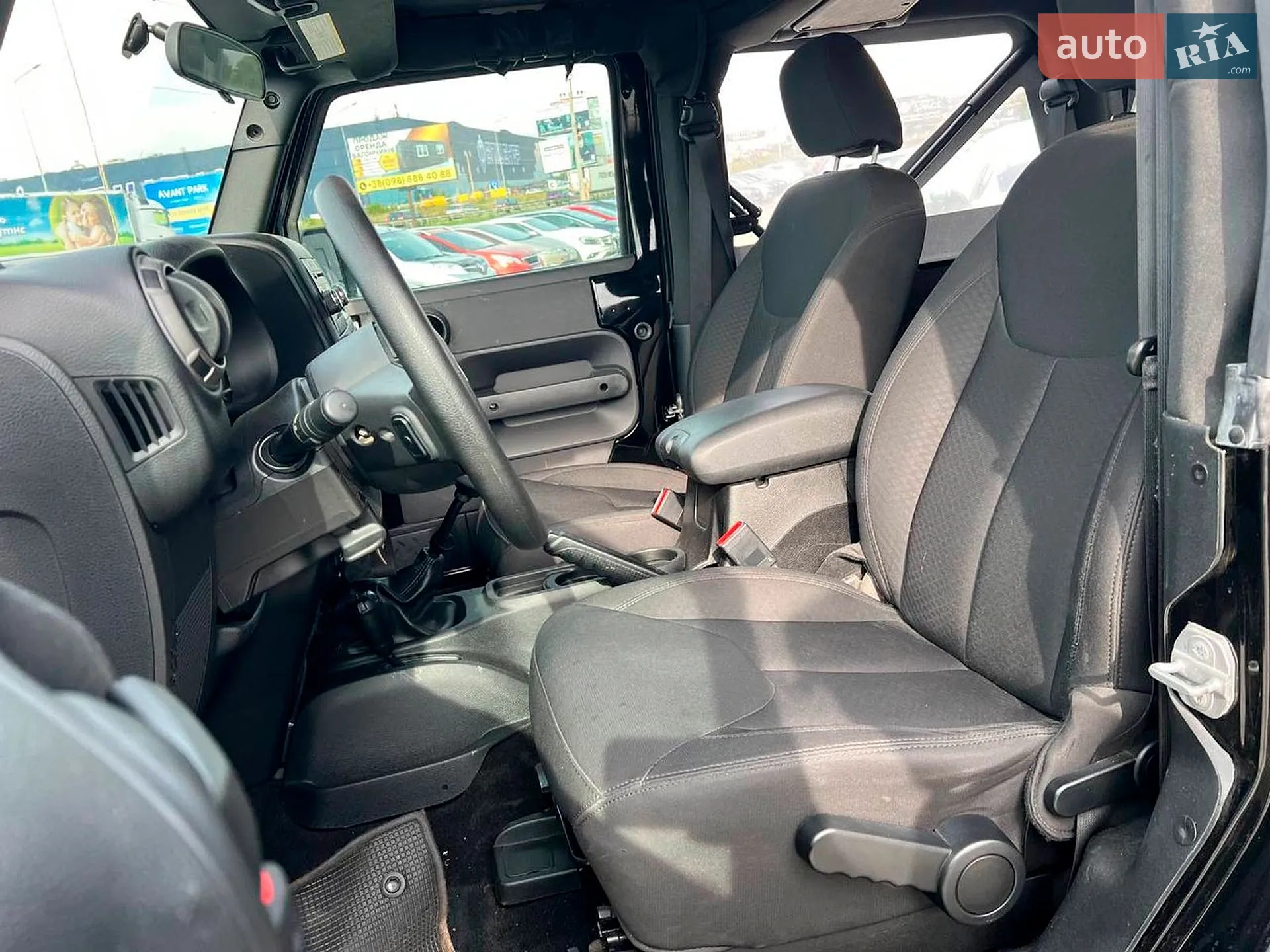 2017 Jeep Wrangler - мініатюра 16