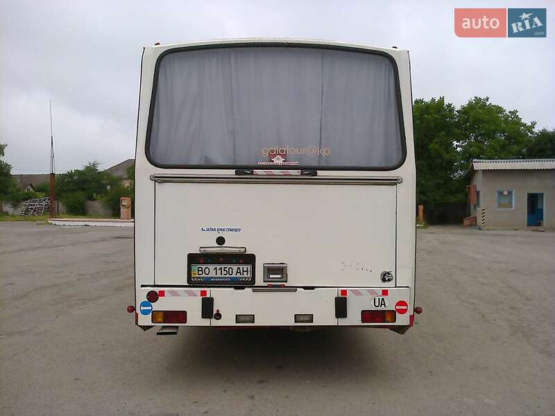 Туристический / Междугородний автобус Jelcz PR110 1988 в Чорткове