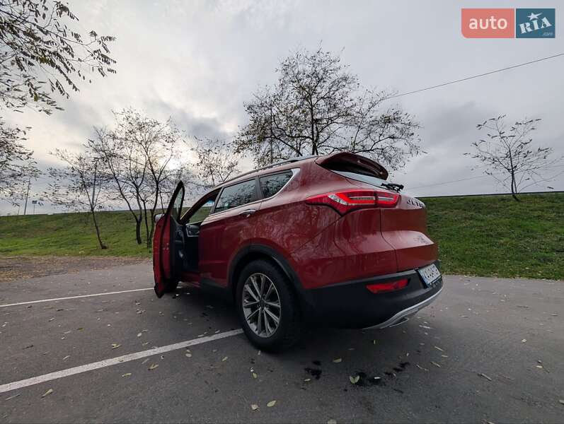 Внедорожник / Кроссовер Jetour X70 2021 в Киеве