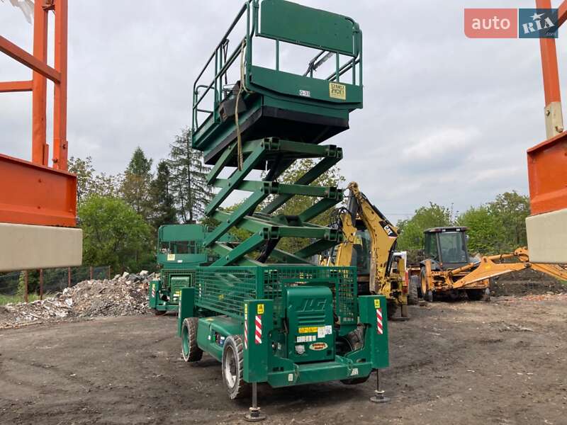Ножничный подъемник JLG 4069 LE 2005 в Жидачове