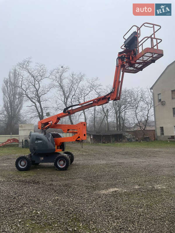 Коленчатый подьемник JLG 450 1999 в Черновцах