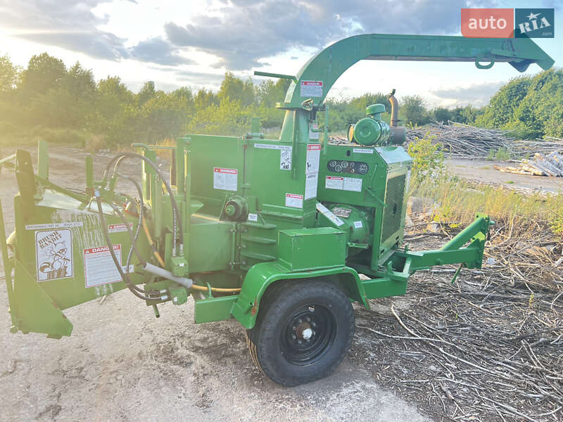 Дробильная установка, дробилка John Deere 1210G 2010 в Хмельницком