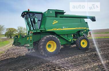Комбайн зернозбиральний John Deere CTS 9780 2005 в Луцьку