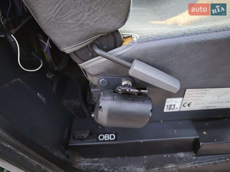 Уборочная машина Johnston Sweepers 142A101T 2010 в Ровно