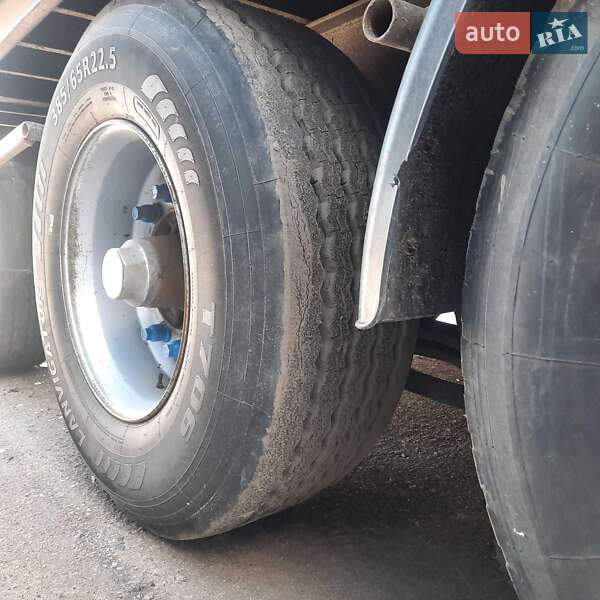 Контейнеровоз полуприцеп Jumbo 10000 L 1997 в Белой Церкви фото 10 Контейнеровоз полуприцеп Jumbo 10000 L 1997 в Белой Церкви