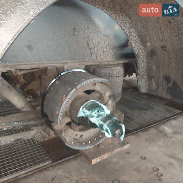 Контейнеровоз полуприцеп Jumbo 10000 L 1997 в Белой Церкви фото 30 Контейнеровоз полуприцеп Jumbo 10000 L 1997 в Белой Церкви