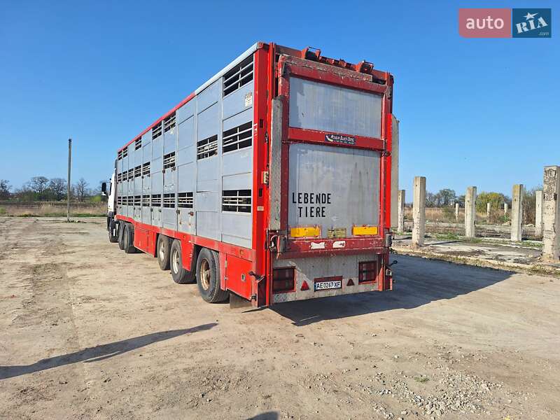 Для перевозки животных - полуприцеп Jumbo DO 240 Z3 1995 в Днепре