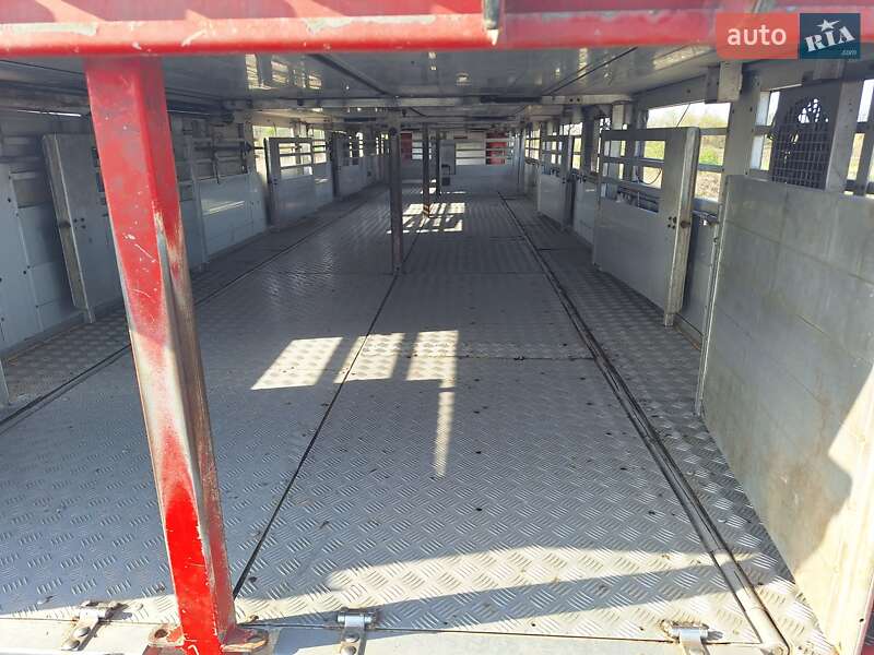 Для перевозки животных - полуприцеп Jumbo DO 240 Z3 1995 в Днепре
