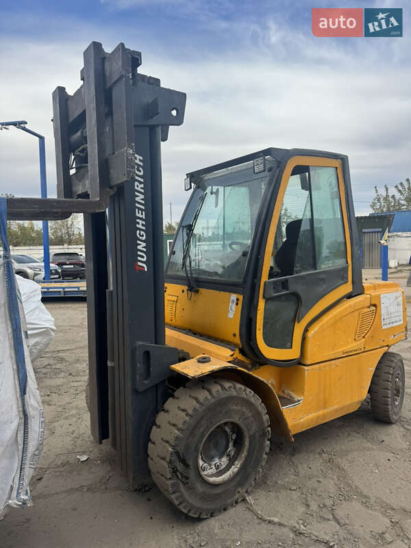 Вилочний навантажувач Jungheinrich DFG 2000 в Харкові