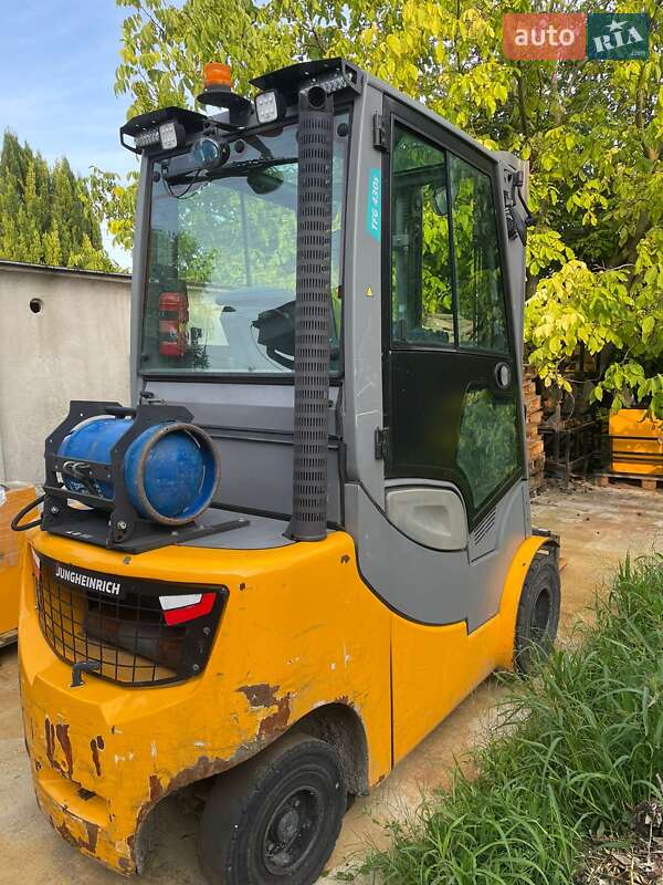 Вилочный погрузчик Jungheinrich TFG 2018 в Ужгороде фото 6 Вилочный погрузчик Jungheinrich TFG 2018 в Ужгороде