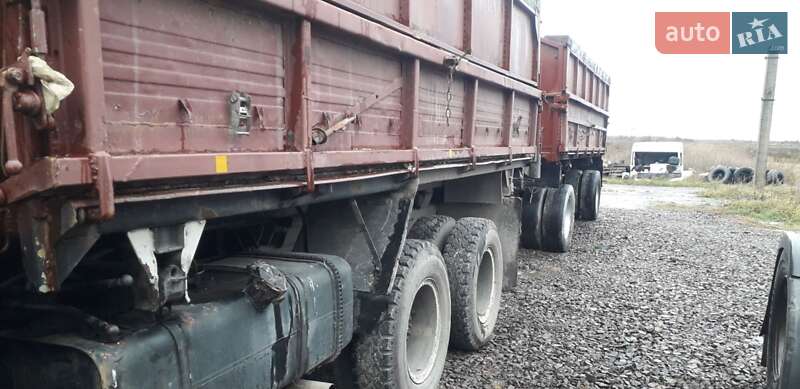 Зерновоз КамАЗ 51102 1989 в Золочеві