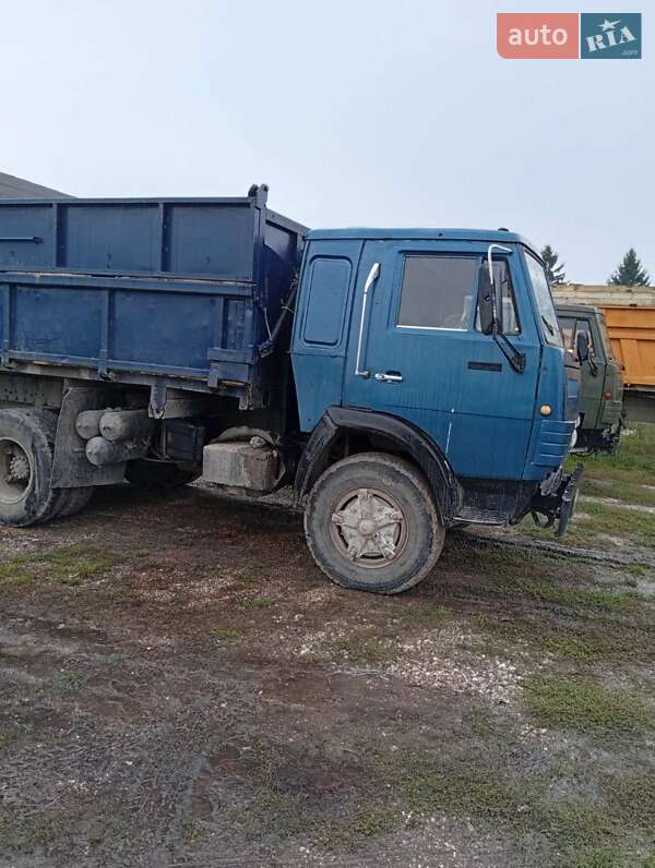 Самосвал КамАЗ 53102 1987 в Городенке