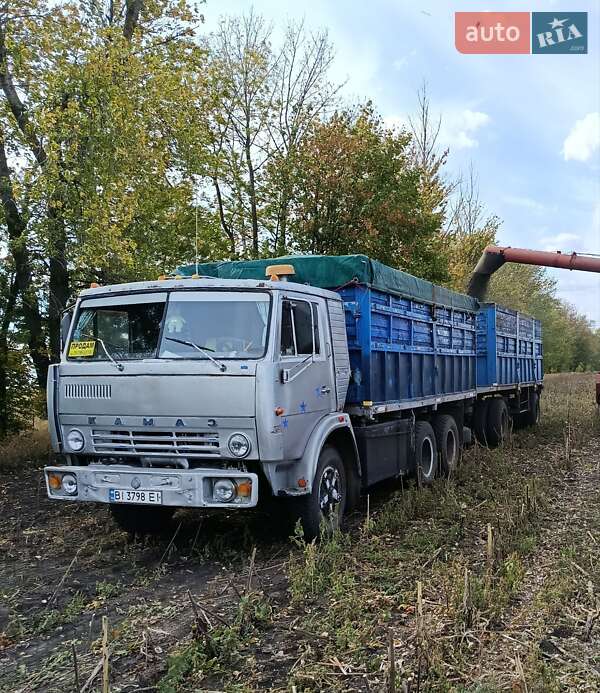 Зерновоз КамАЗ 53208 1990 в Полтаве