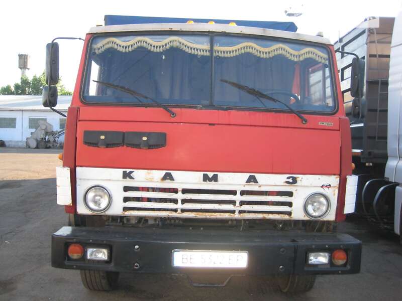 Зерновоз КамАЗ 53212 1992 в Новой Одессе