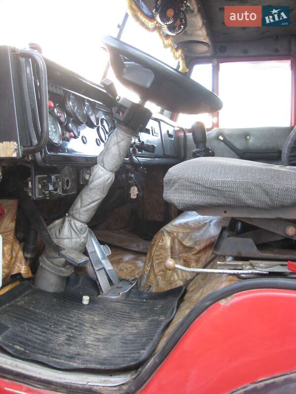 Зерновоз КамАЗ 53212 1992 в Новой Одессе