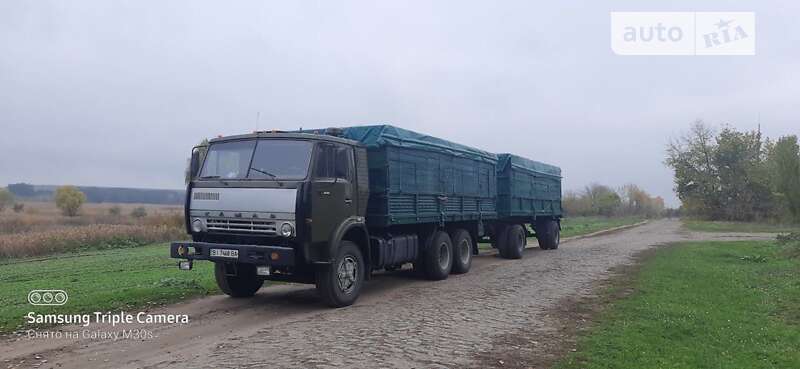 Зерновоз КамАЗ 53212 1989 в Горишних Плавнях
