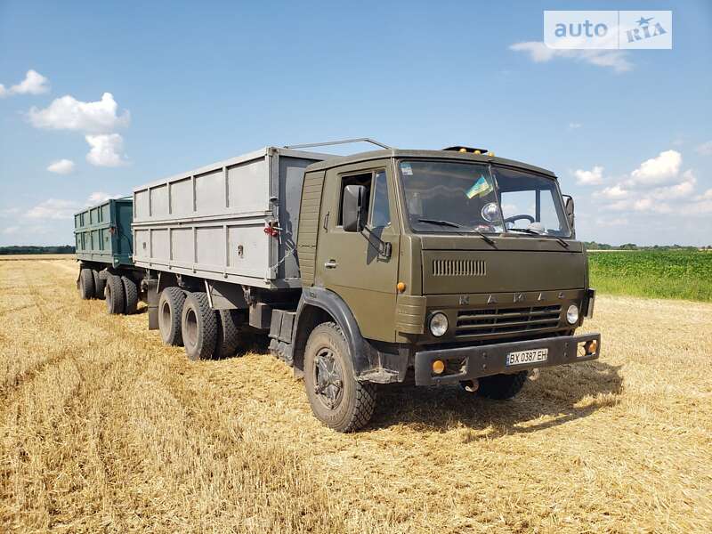 Самосвал КамАЗ 53212 1990 в 