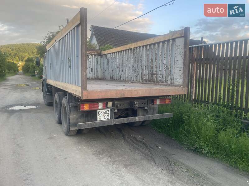Зерновоз КамАЗ 53212 1985 в Тячеві