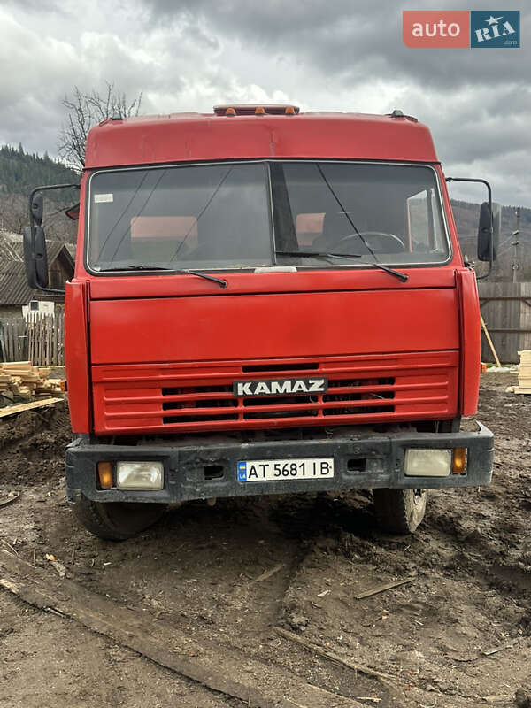 Самосвал КамАЗ 53212 1983 в Надворной