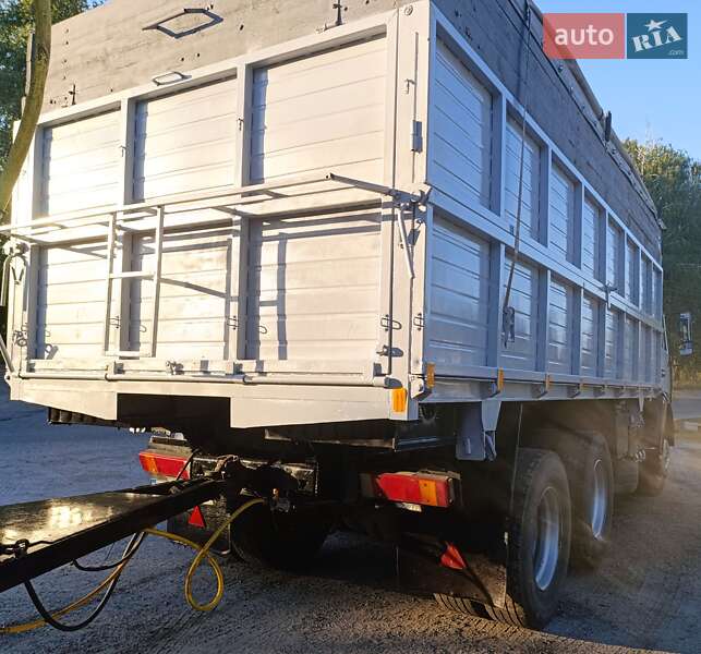 Самоскид КамАЗ 53212 1992 в Березані