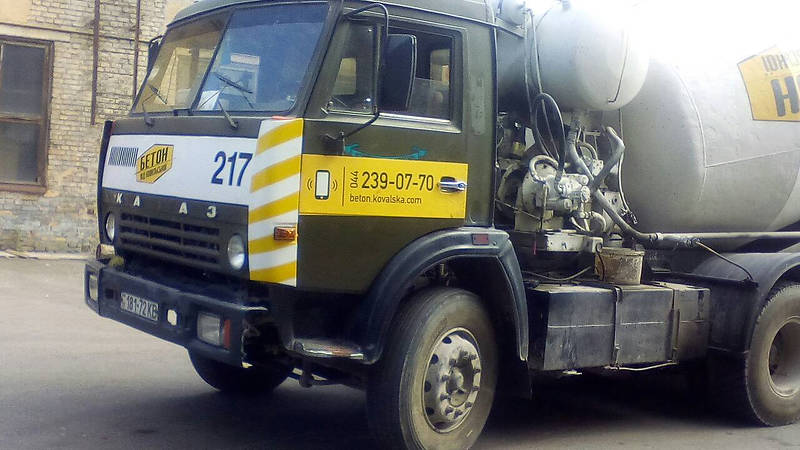 Бетономешалка (Миксер) КамАЗ 53215 2003 в Киеве