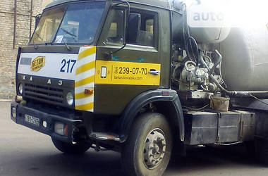 Бетономешалка (Миксер) КамАЗ 53215 2003 в Киеве