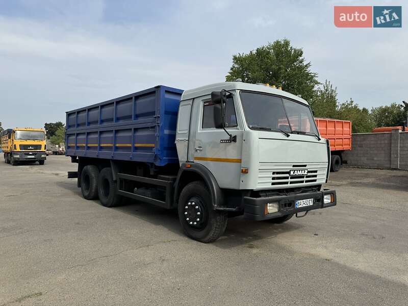 Самосвал КамАЗ 53215 2004 в Гайвороне