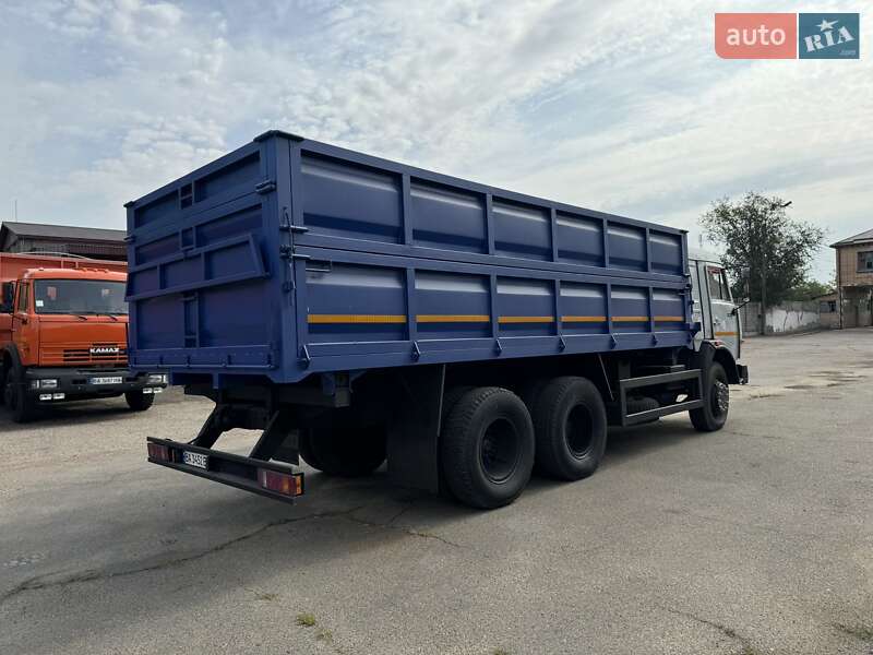 Самосвал КамАЗ 53215 2004 в Гайвороне