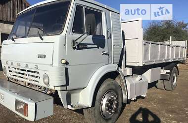 Самосвал КамАЗ 5325 1991 в Черновцах