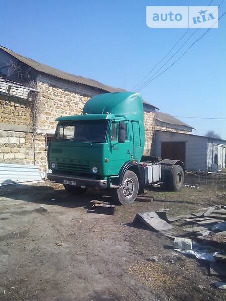 Тягач КамАЗ 54112 1986 в Згуровке