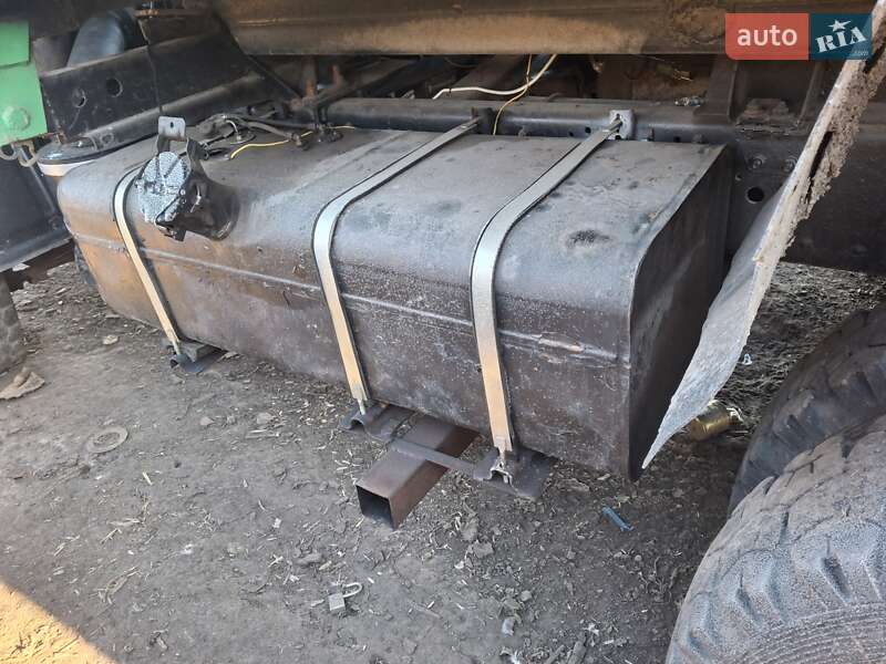 Самосвал КамАЗ 55102 1989 в Володарке