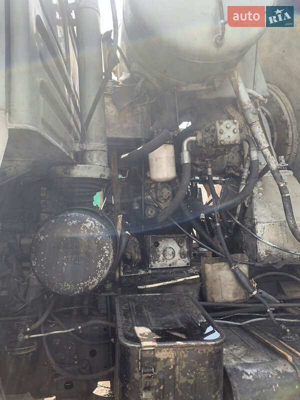 Бетономешалка (Миксер) КамАЗ 5511 1987 в Ровно