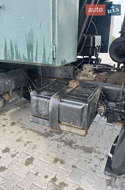 Фронтальный погрузчик КамАЗ 5511 1989 в 