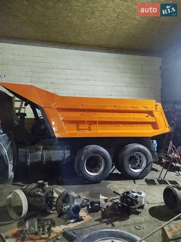 Самосвал КамАЗ 5511 1988 в Хотине