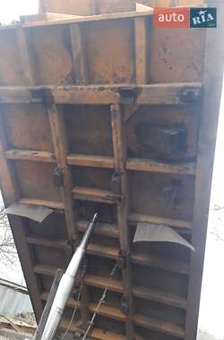 Самосвал КамАЗ 6520 2008 в 