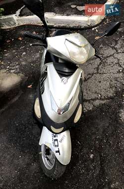 Скутер Kanuni 50 2010 в Гребінці