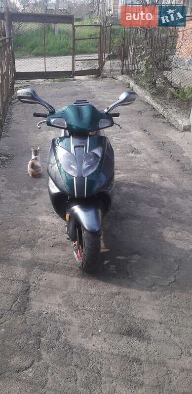 Скутер Kanuni Revolt 2007 в Первомайську