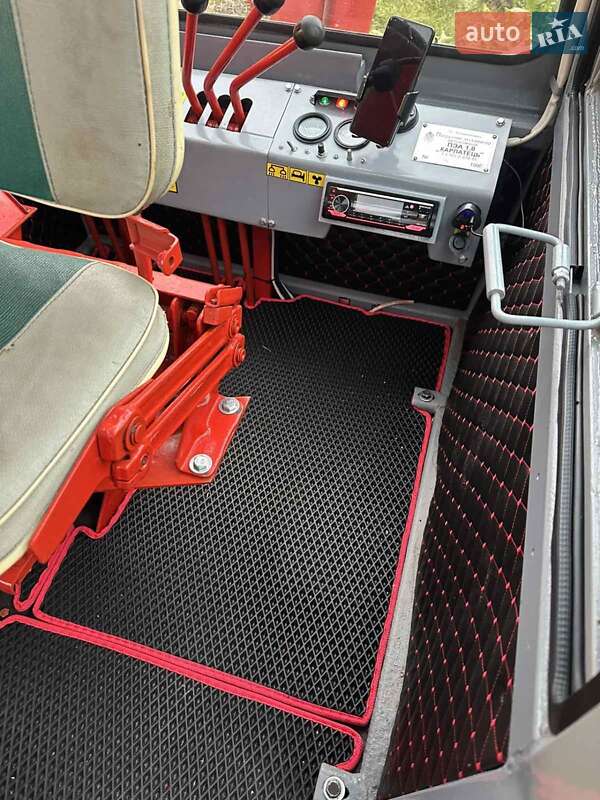 Евакуатор Карпатець ПЭА-1.0 1992 в Снятині