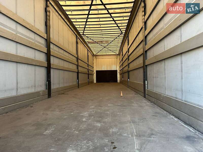 Тентований борт (штора) - напівпричіп Kassbohrer Maxima 2022 в Львові