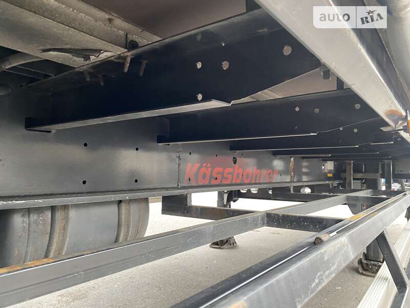 Тентований борт (штора) - напівпричіп Kassbohrer Md 2012 в Хмельницькому