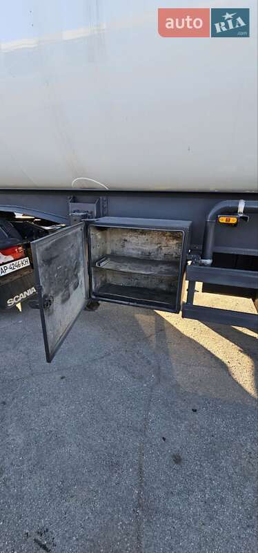 Цистерна напівпричіп Kassbohrer SSK 2007 в Запоріжжі