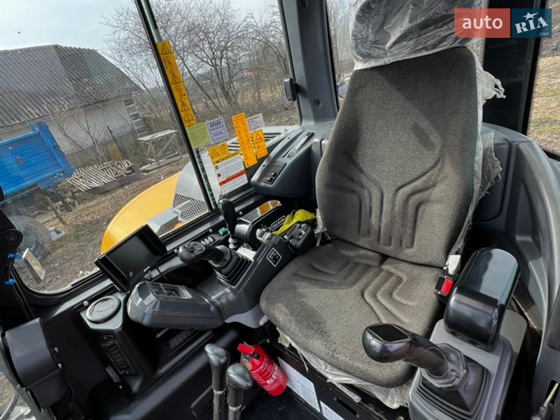 Міні-екскаватор Kato HD 2018 в Тернополі фото 34 Міні-екскаватор Kato HD 2018 в Тернополі